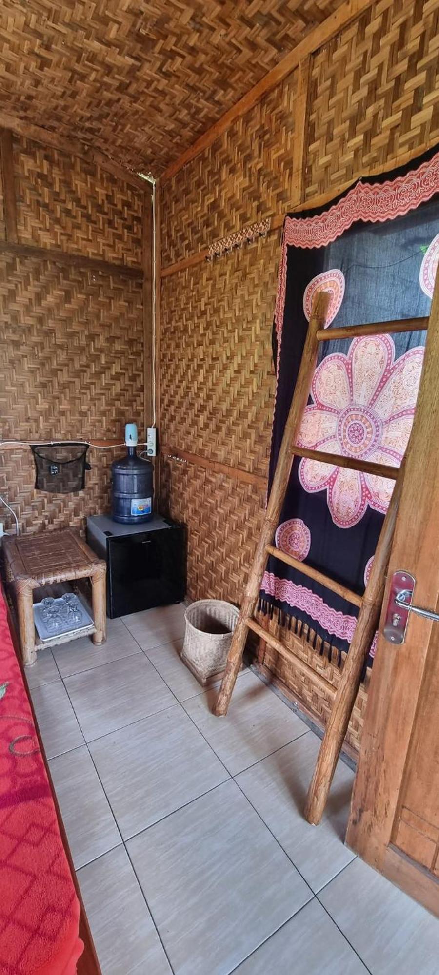 Tetebatu Hostel Room photo